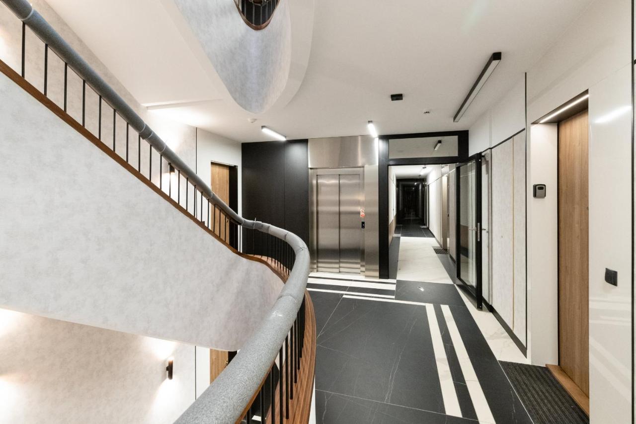 Plac Unii Apartment Gdynia City Centre By Noclegi Renters Экстерьер фото